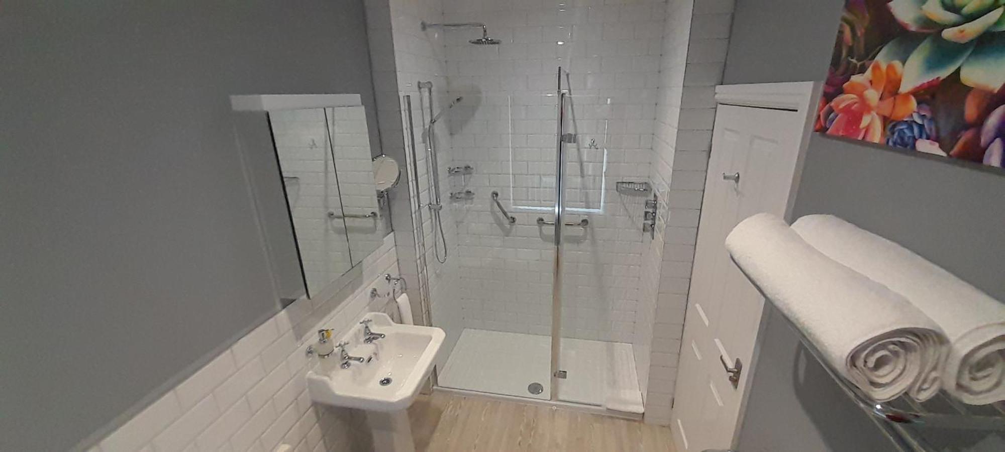 ويتبي Crescent Lodge Guest House الغرفة الصورة
